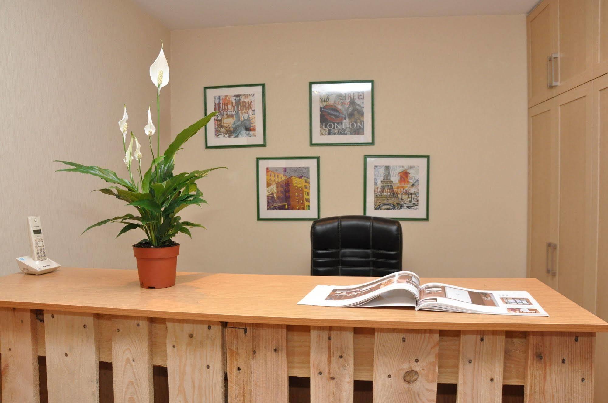 Art Hostel Almati Kültér fotó